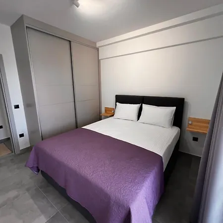 Phil'S Apartments Lefkada City Exterior photo